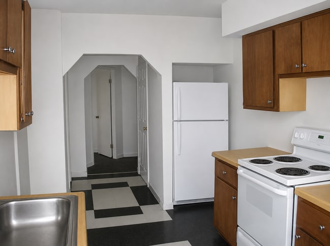 1062 11th Ave SE Unit 3