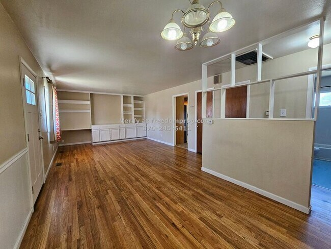 Photo - 2312 Mesa Ave