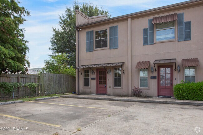 Building Photo - 1000 Tulane Ave Unit 7 Rental