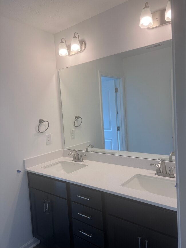 Photo - 6915 Wickersham Rd