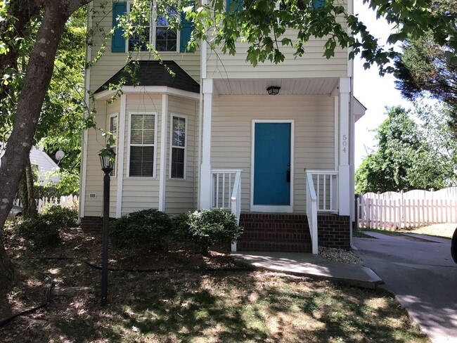 Building Photo - Charming 3-Bedroom Home in Holly Springs – Available Now
