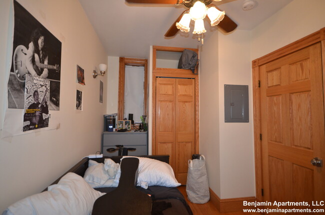 Photo - 16 S Russell St Unit 2