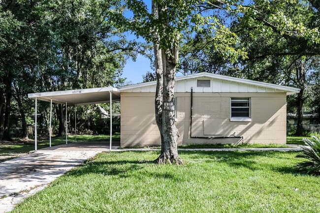 Building Photo - 6819 Goldilocks Ln