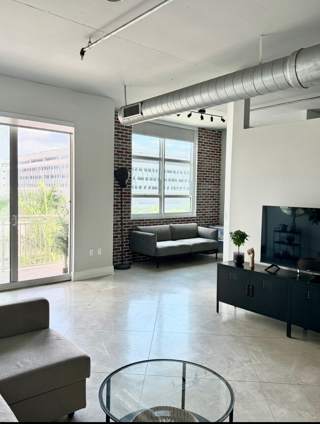 Photo - 2001 Biscayne Blvd Unit 2416