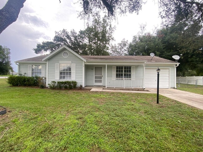 Photo - Charming Updated Home with New Appliances, Fenced Yard & Great SE Ocala Location!