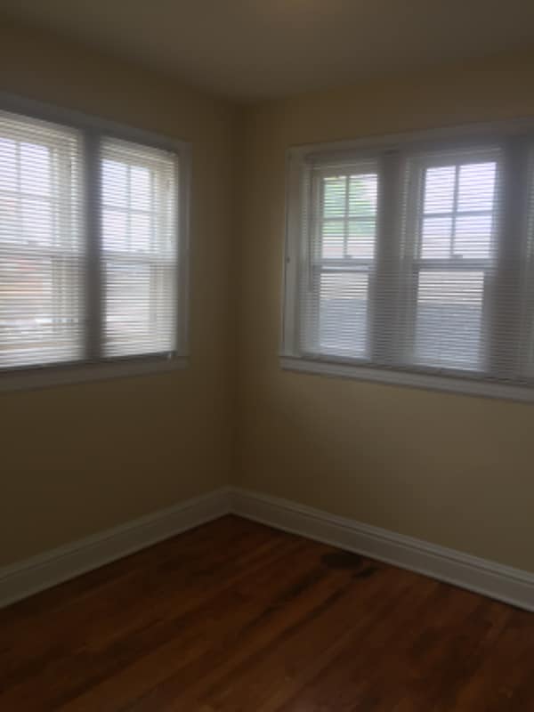 Photo - 1024-1028 Street Apartment Unit 4