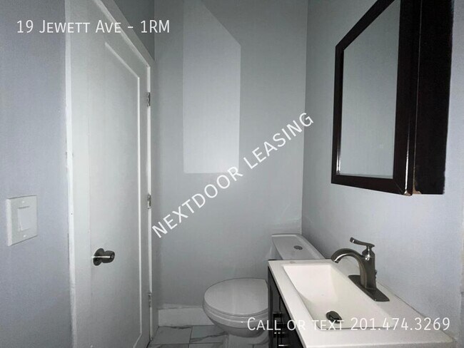 Photo - 19 Jewett Ave Unit 1RM