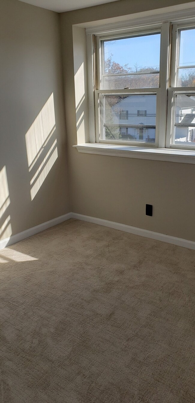 Photo - 209 Green St