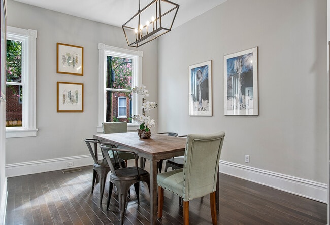 Photo - 1605 Park Ave