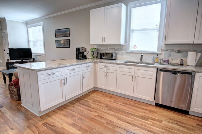 Photo - Available April 1st! Two Story Gorgeous 3bd/2.5ba Home 1/2 Mile from Durham Bulls!