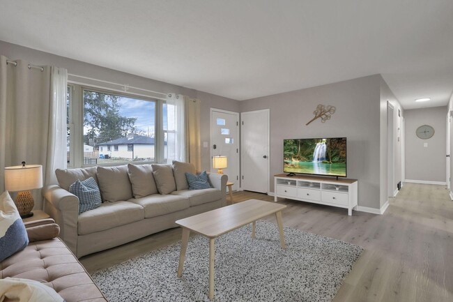 Photo - 1833 Berkeley Rd