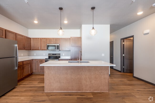 1BR, 1.5BA - 1,059SF - Kitchen