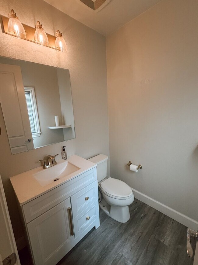 Photo - Lovely Home in San Ramon Available Now!
