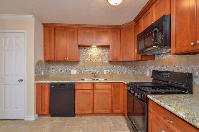 Photo - 15327 Falmouth Ave