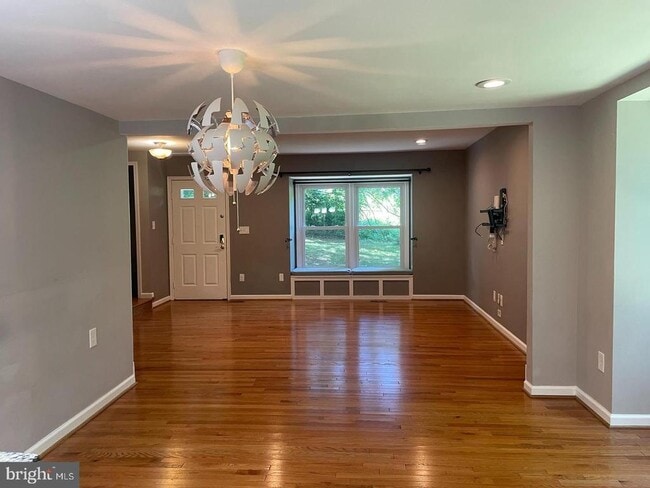 Photo - 6223 Rathlin Dr