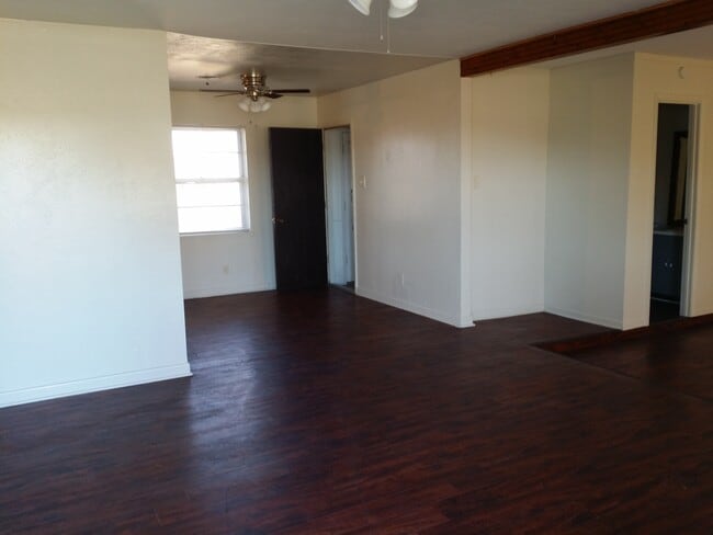 1119 Alta Vista Dr