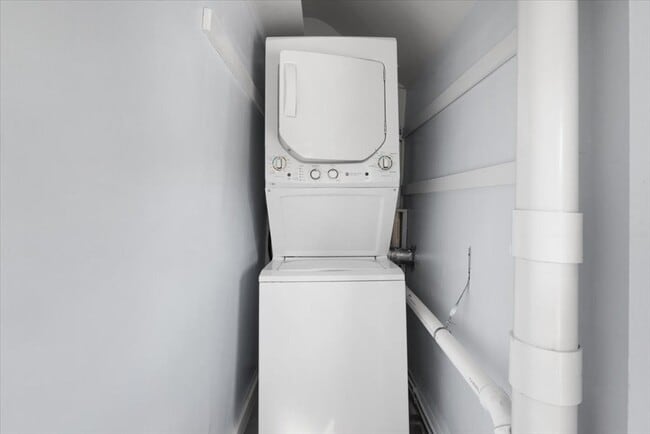 Photo - 8 Linwood St Unit 2