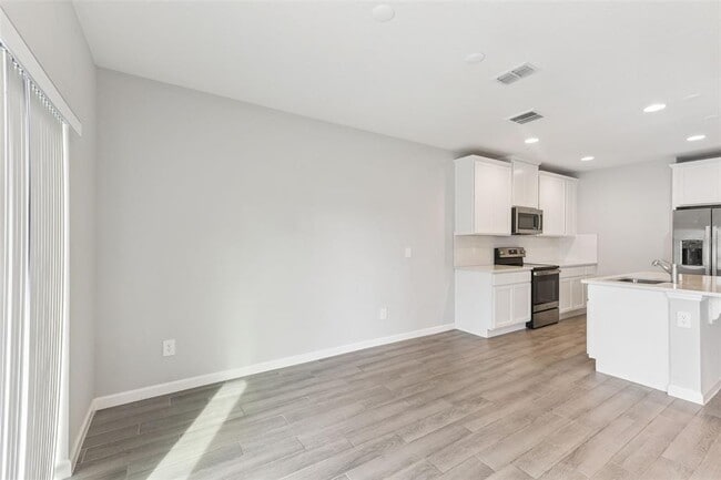 Photo - 212 Beautyberry Ln