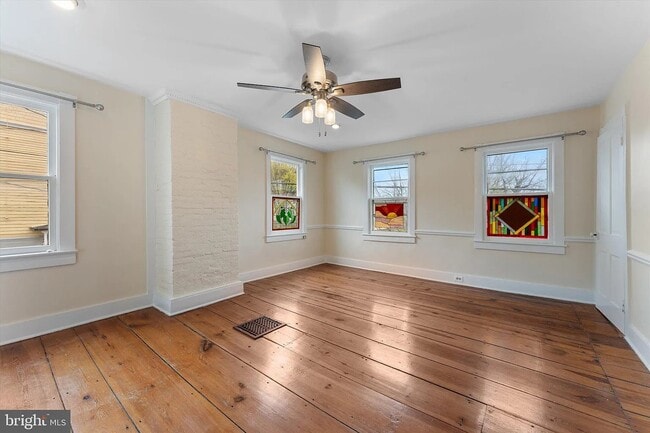 Photo - 320 S Cameron St