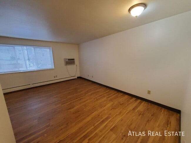 Photo - 207 Mathews St Unit 11