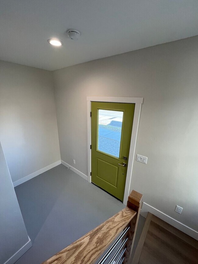 103 Park Ave Unit 2