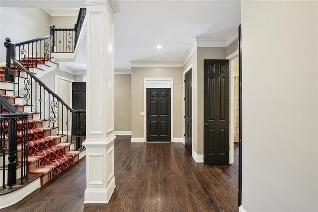 Photo - 1127 Ashton Bluff Dr NE