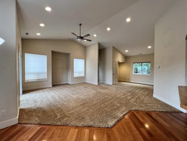 Photo - 2360 NW 19th St