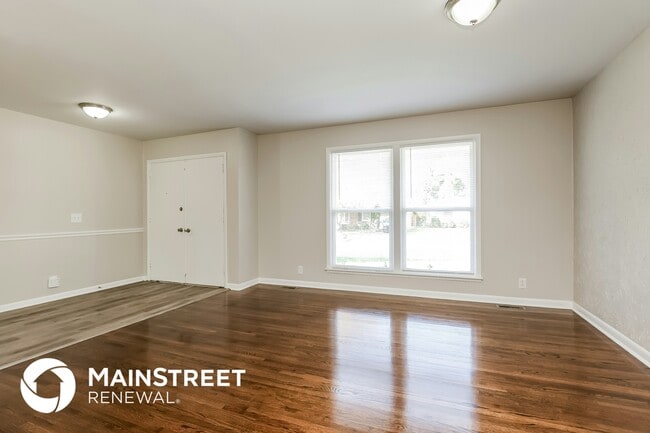 Photo - 7925 Stallion Dr