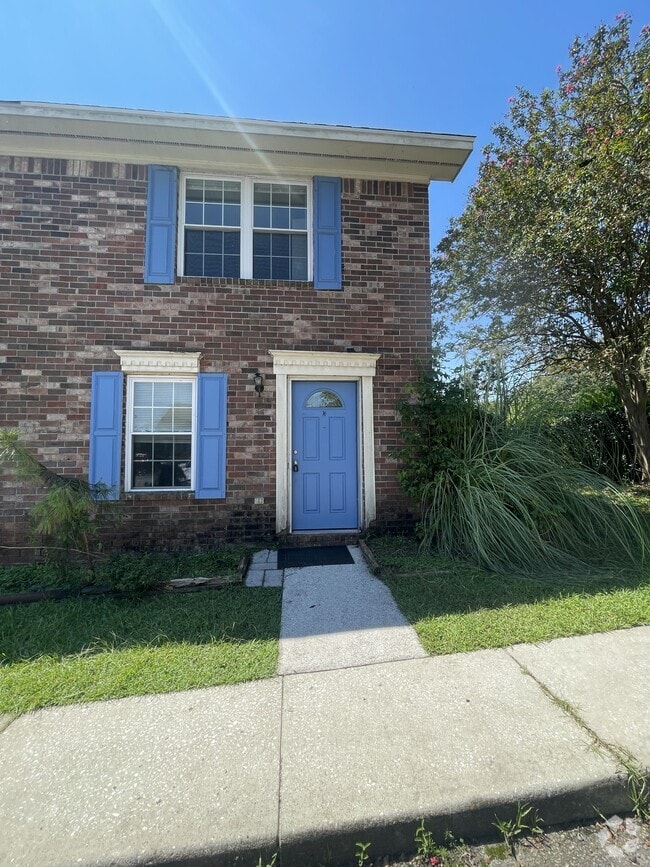 Building Photo - 150 Rahway Rd Rental