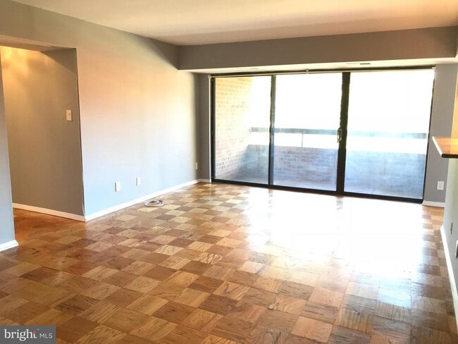Photo - 11423 Commonwealth Dr Unit 302
