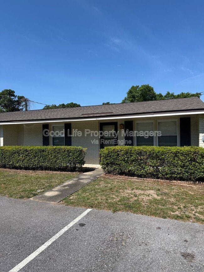 Building Photo - 3751 E Olive Rd
