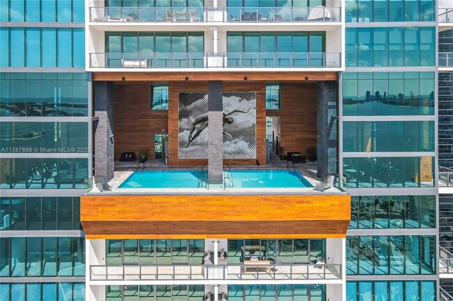 Photo - 1451 Brickell Ave Unidad 1004 Rental