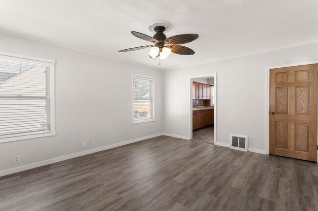 Photo - 724 Northwood Dr