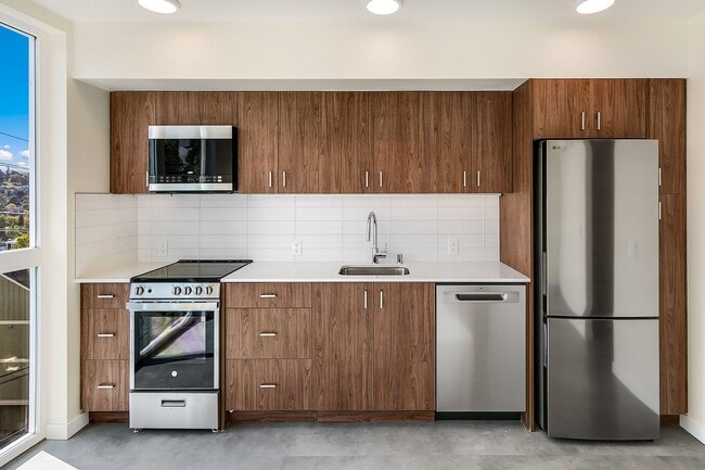 Photo - Fremont View: Modern Classic Collection