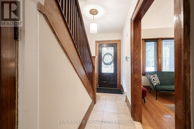 Photo - 110 Westlake Ave