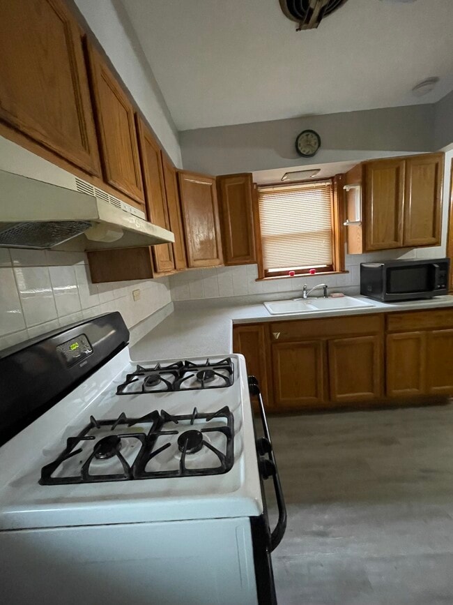 Photo - 6606 W Devon Ave Unit 2