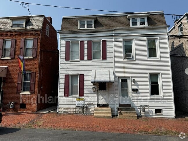 Building Photo - 911 Blunston St Rental