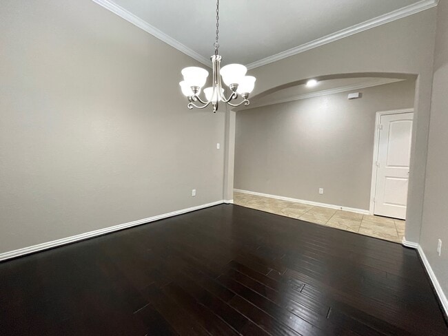 Building Photo - 11 Silver Arrow Court