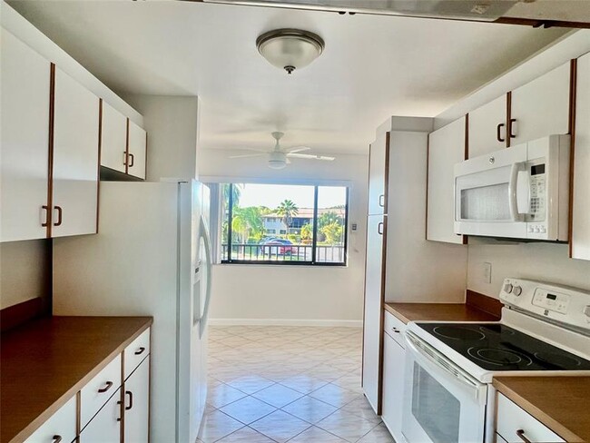 Photo - 9767 N Belfort Cir Unit 205
