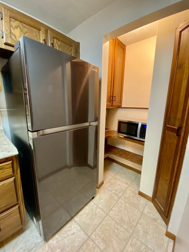 Photo - 30 Monmouth Dr