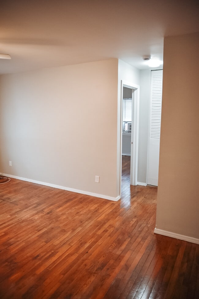 Photo - 4700 Walnut Grove Ave Unit 3