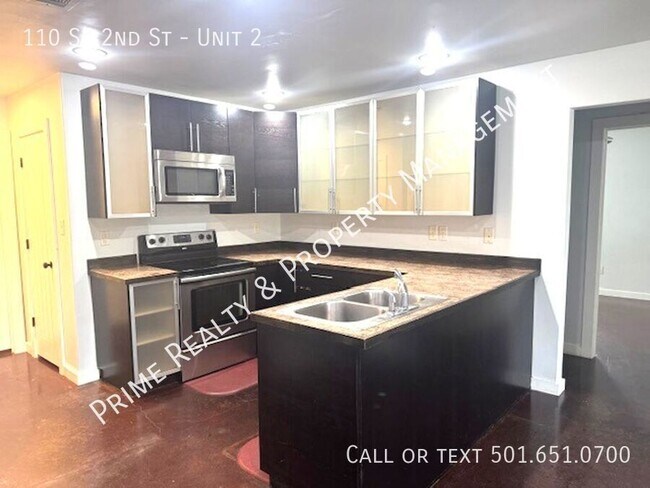 Photo - 110 SE 2nd St Unit 2