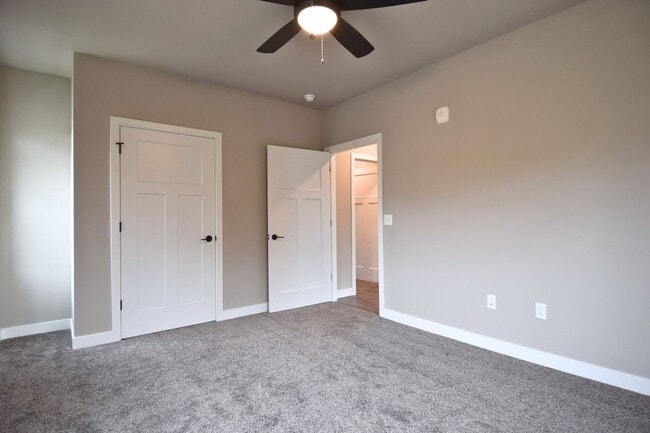 Photo - Beaverbrook Apartments