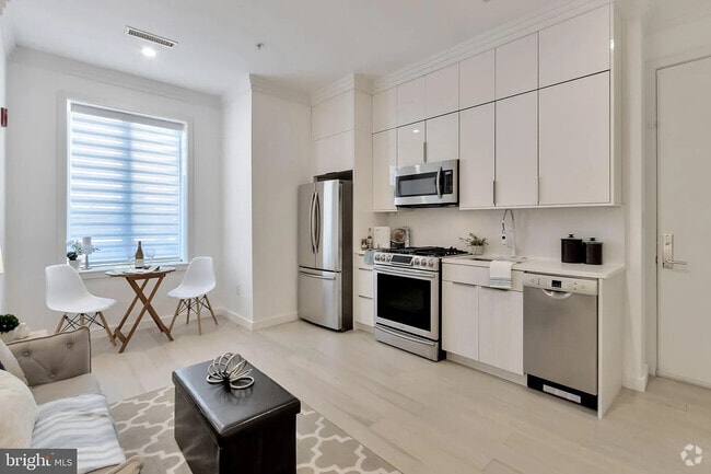 Building Photo - 3527 14th St NW Unit 1 Rental