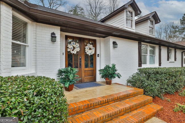 Photo - 5455 Shiver Summit NE