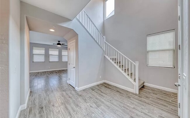 Photo - 1100 Strada Cristallo