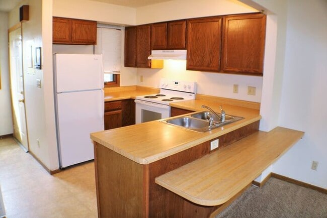 Photo - $1,100 | 2 Bedroom, 1 Bathroom CONDO | CAT Friendly* | Available for Immediate Move In!