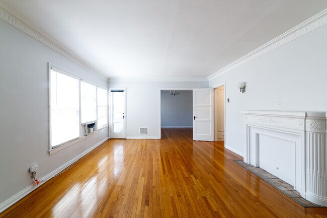 452 S New Hampshire Ave Unit 3