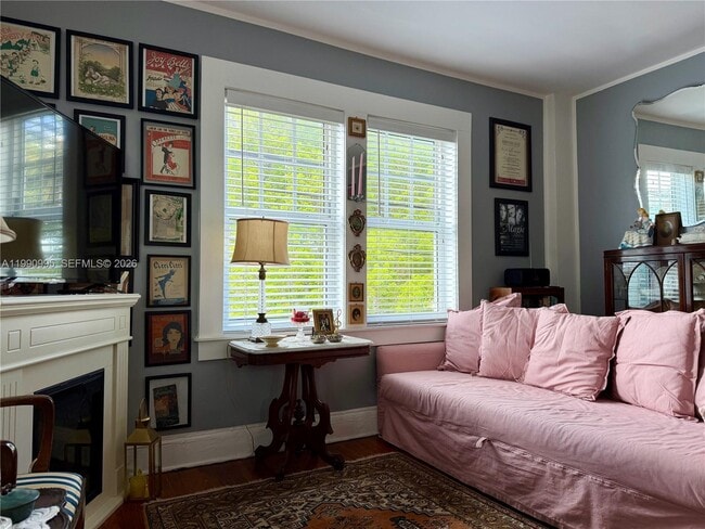 Photo - 536 14th St Unit 205