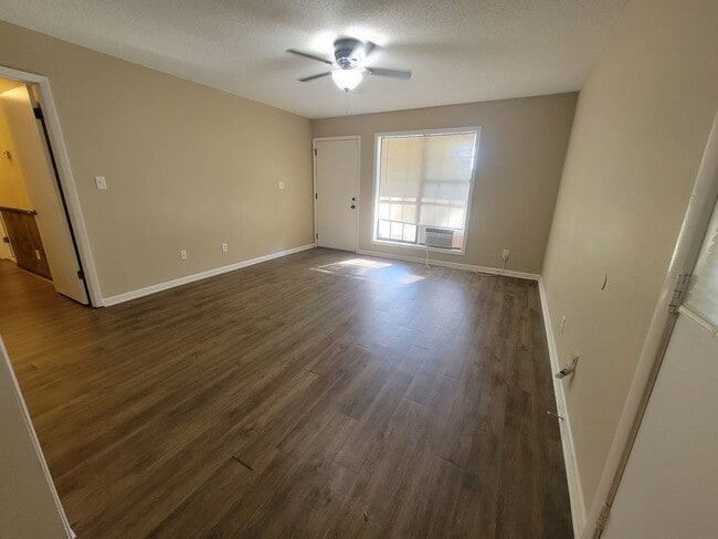 Photo - Home conveniently located